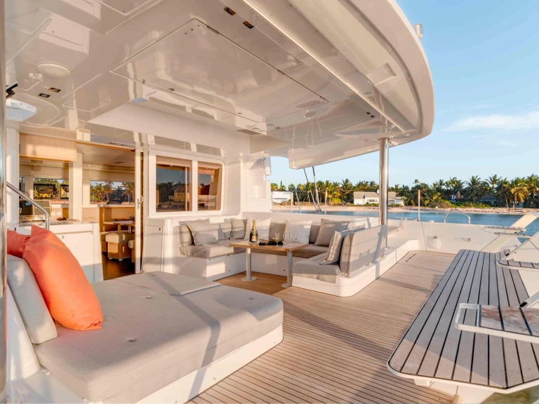 Alquiler Catamarán en Pomer - Lagoon Lagoon 52 F