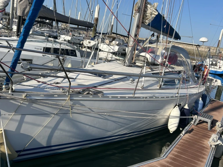 Alquiler de Jeanneau Sun Odyssey 33 en Le Havre