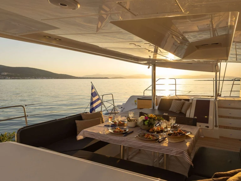 Alquiler Catamarán Lagoon con o sin  título de navegación