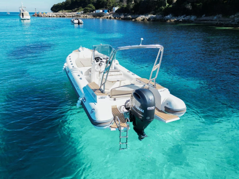 Alquiler de barcos Mandelieu-la-Napoule barato de Tempest 700