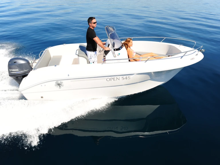 Alquiler de embarcaciones Pacific Craft Pacific Craft 545 Open enSète en Samboat