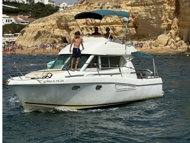 Lancha para alquilar Real Club Marítimo de Huelva al mejor precio