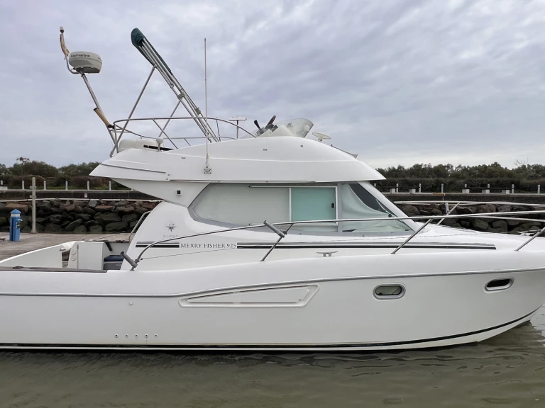 Jeanneau Merry Fisher 925 Fly de alquiler a Real Club Marítimo de Huelva