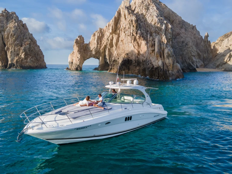 Alquiler de barcos Cabo San Lucas barato de Sea Ray 450 Sundancer