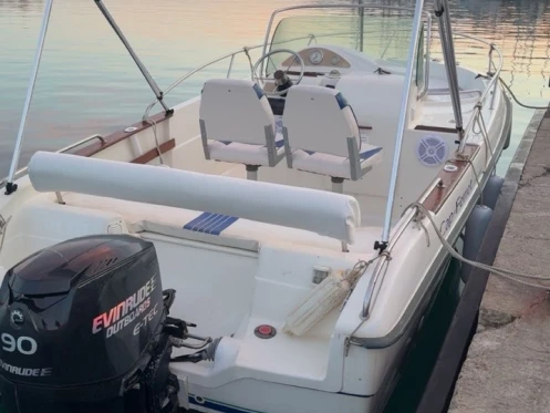 Alquiler de Cap-Ferret 550 Open en Marsella