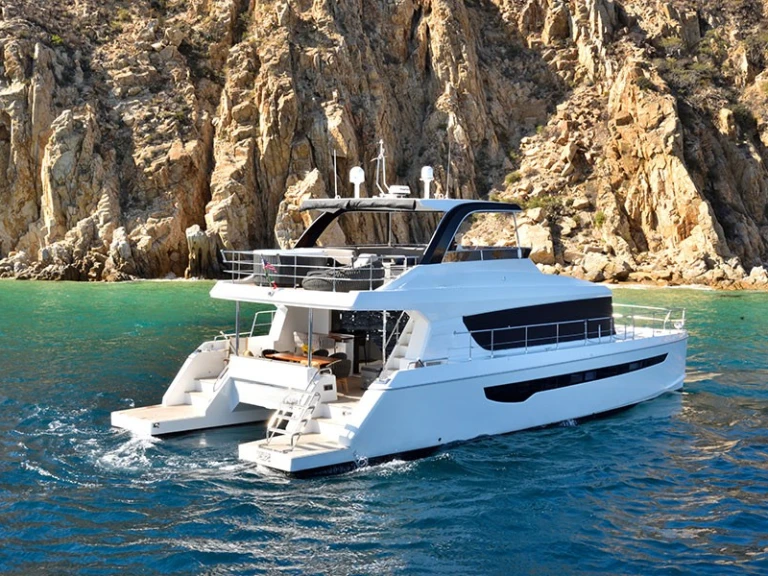 Alquiler de Iliad 60 Catamaran en Cabo San Lucas