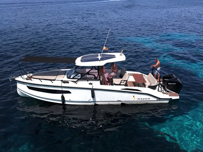 Alquiler de embarcaciones Quicksilver Navan S30 enSanta Eulària des Riu en Samboat