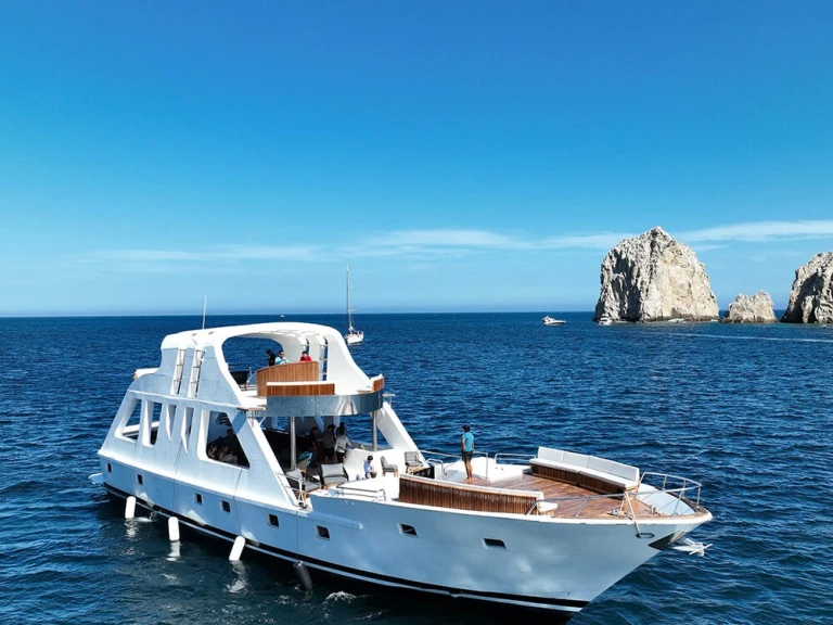Alquiler Yate de lujo en Cabo San Lucas - Pelican Luxury Motor Yacht