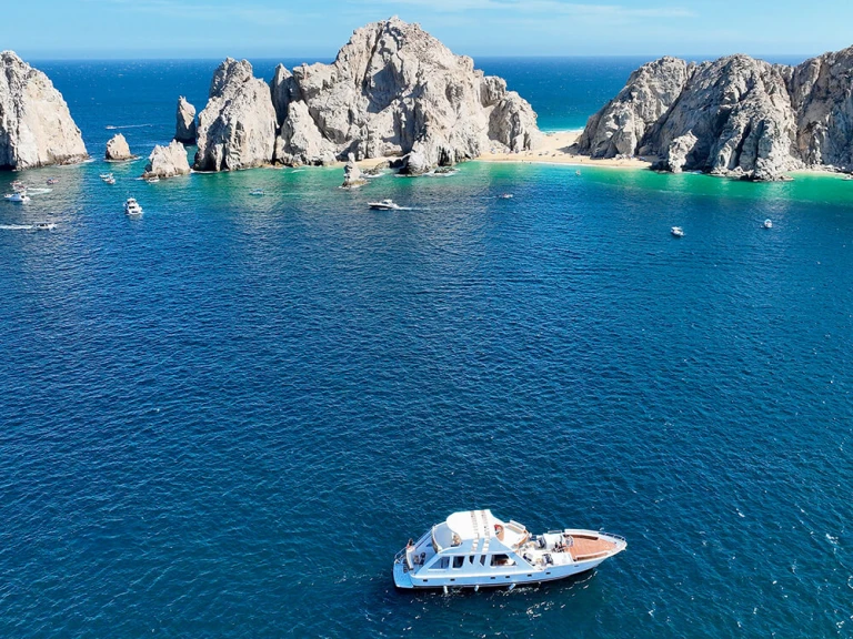 Yate de lujo para alquilar Cabo San Lucas al mejor precio