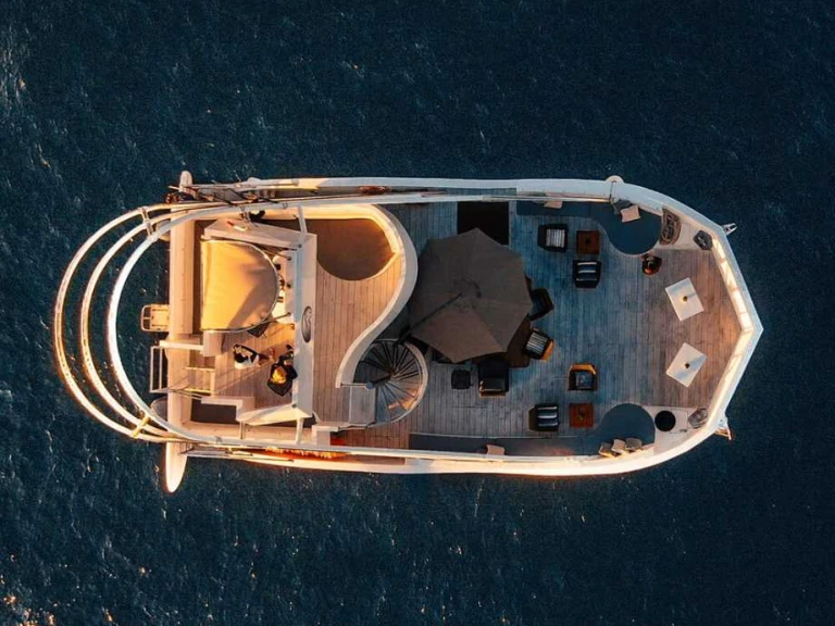 Alquiler Lancha en Cabo San Lucas - Pelican Luxury Motor Yacht