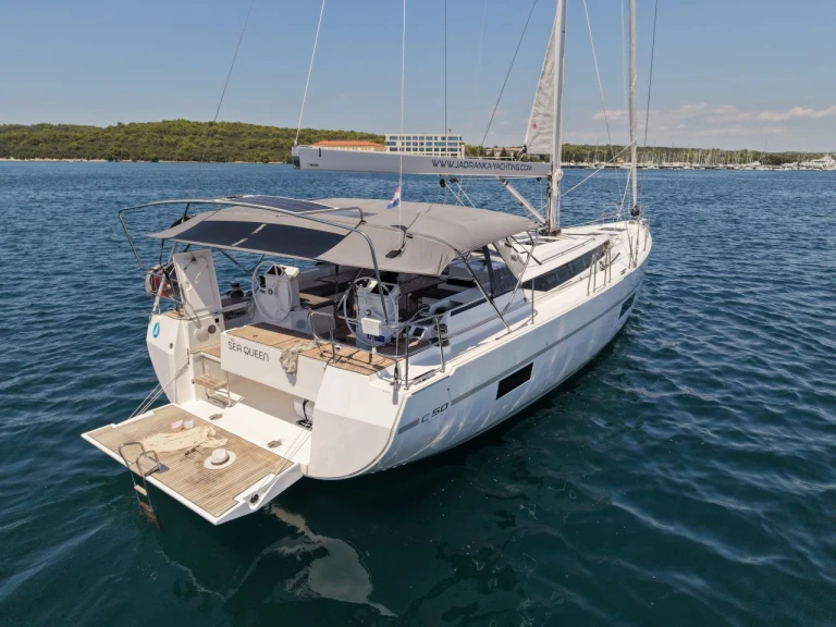Velero para alquilar Pula al mejor precio