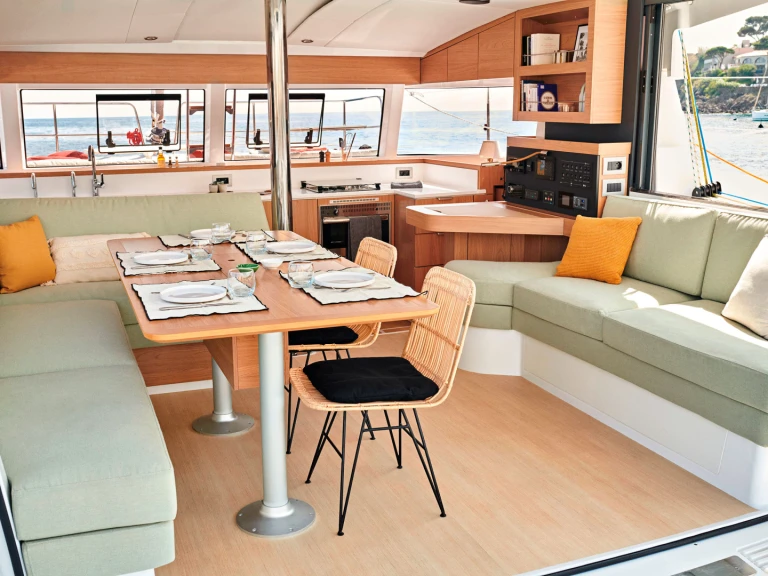 Alquiler Catamarán Bali con o sin  título de navegación
