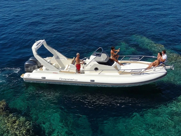 Alquiler de embarcaciones Capelli Tempest 1000 WA enPorto-Vecchio en Samboat