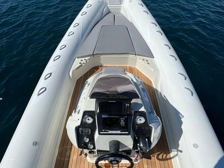 Alquiler Coti-Chiavari - Kardis KARDIS 880 APACHE en SamBoat