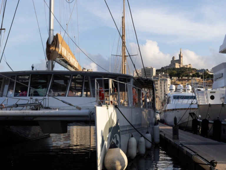 Catamarán para alquilar Marsella al mejor precio