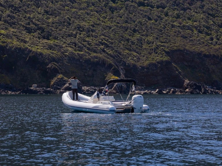 Alquiler Coti-Chiavari - Kardis KARDIS 880 APACHE en SamBoat