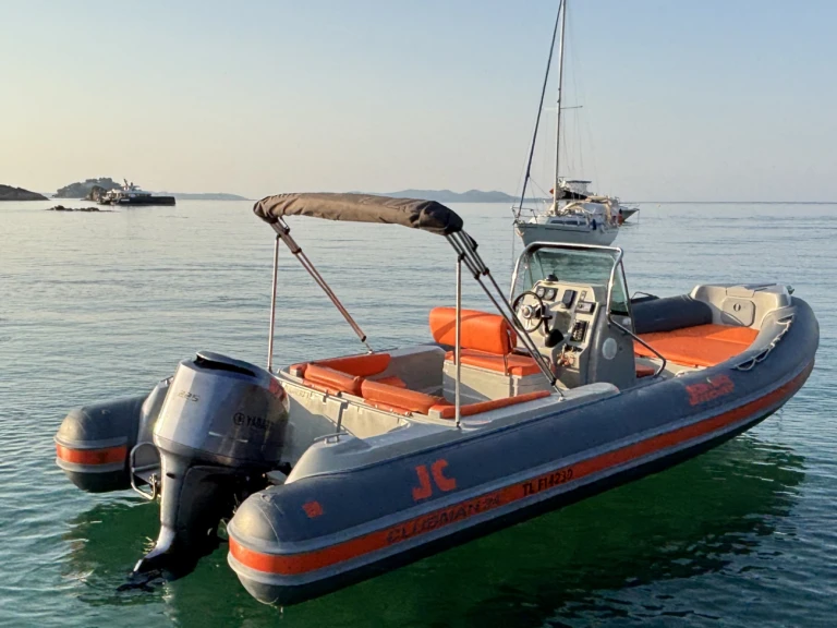 Alquiler Lancha en Hyères - Ranieri Voyager 22