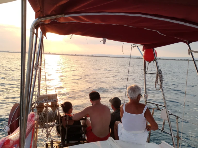 Alquiler Velero Kit Marine con o sin  título de navegación
