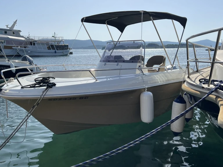 Alquiler de embarcaciones Atlantic Atlantic Marine 530 enBiograd na Moru en Samboat