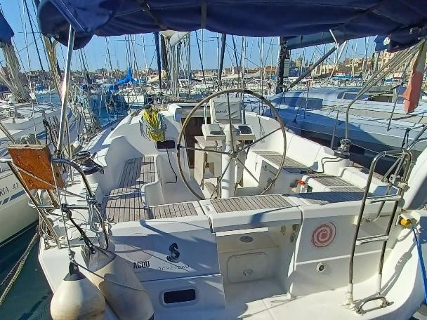Alquiler de Bénéteau Oceanis 37 en Porto Ercole