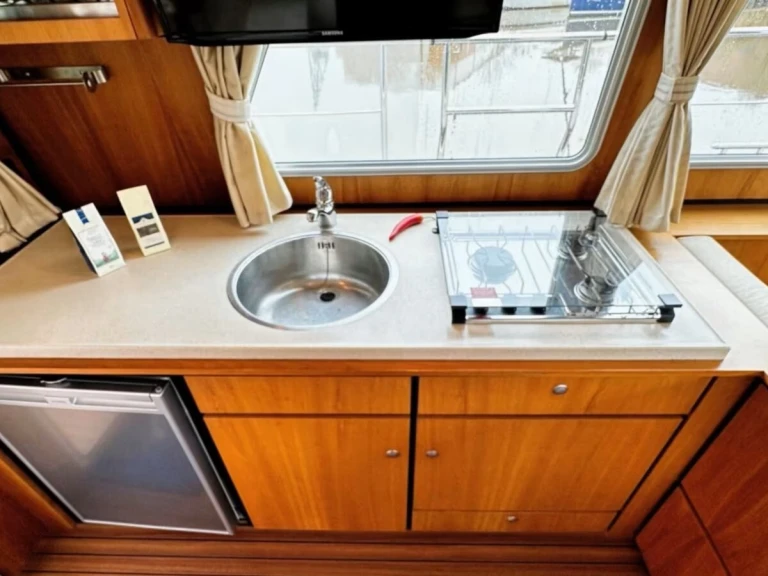 Alquiler de embarcaciones Linssen Grand Sturdy 40.9 Sedan enRheinsberg en Samboat