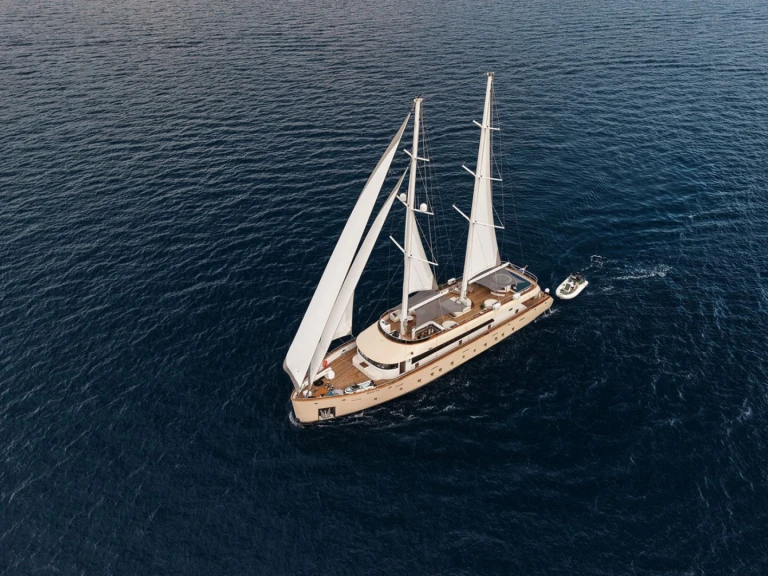 Alquiler de Yate de lujo, con o sin patrón Custom Croacia