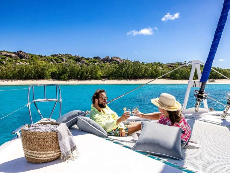Alquiler de Yate de lujo, con o sin patrón Fountaine Pajot Bahamas