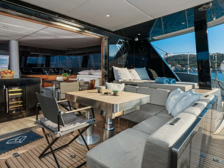 Alquiler de embarcaciones Sunreef LUCY enProvenza-Alpes-Costa Azul en Samboat
