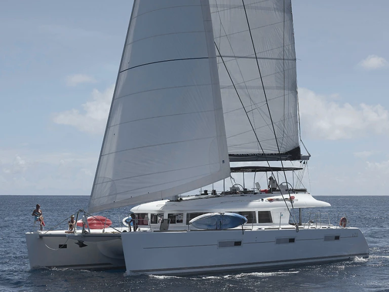 Alquiler de Lagoon Lagoon 620 en Le Marin
