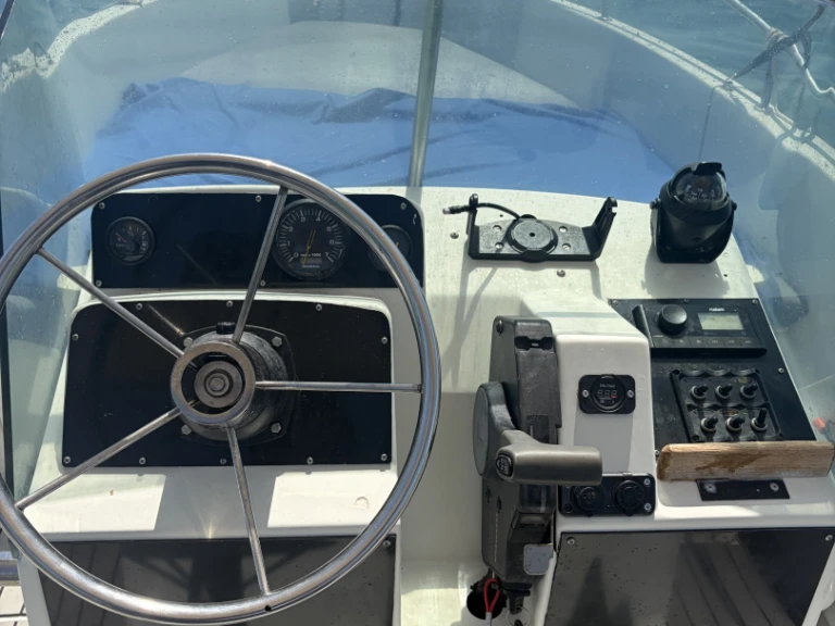 Alquiler de barcos La Ciotat barato de Cap Camarat 575