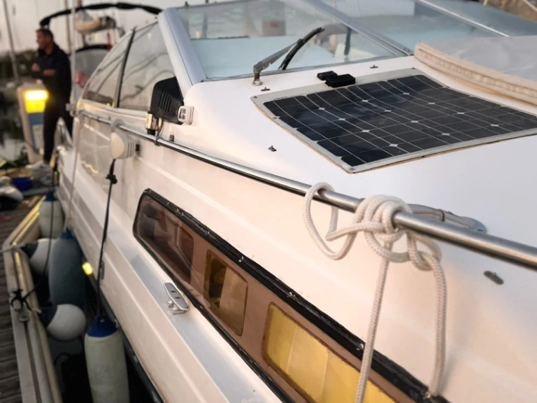 Alquiler de embarcaciones Bayliner Bayliner 2650 Cierra enProvincia di Rimini en Samboat