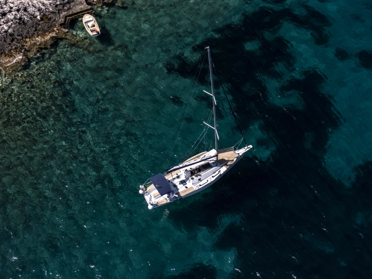 Velero para alquilar Hvar al mejor precio