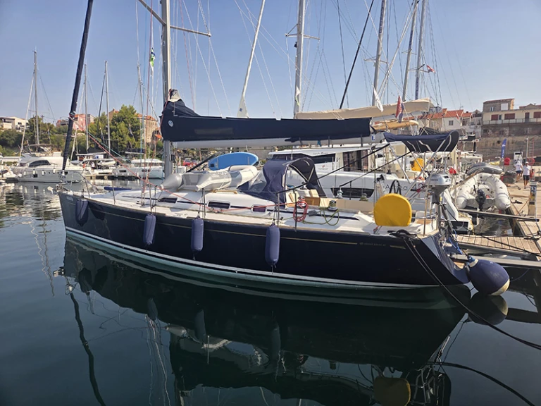 Alquiler Velero Grand Soleil con o sin  título de navegación