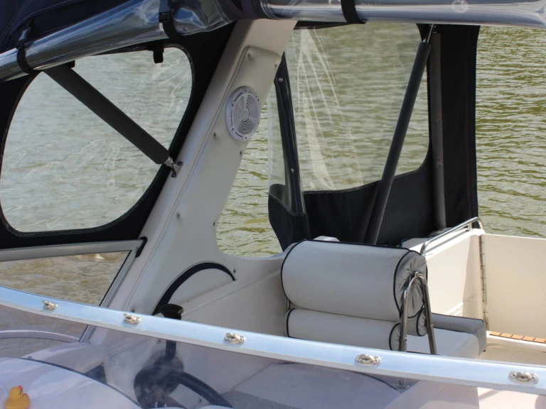 Alquiler de embarcaciones Saver Riviera 24 enRoosteren en Samboat