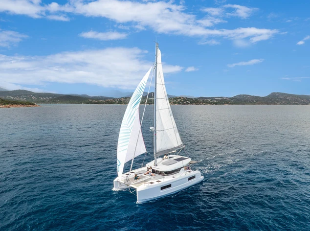 Alquiler de embarcaciones Lagoon Lagoon 38 enAjaccio en Samboat