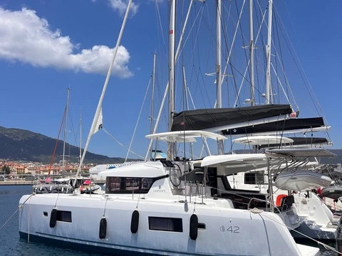 Catamarán para alquilar Ajaccio al mejor precio