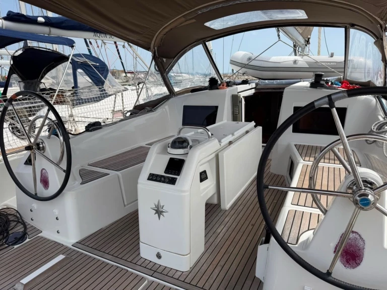 Jeanneau Sun Odyssey 410 de alquiler a Cecina