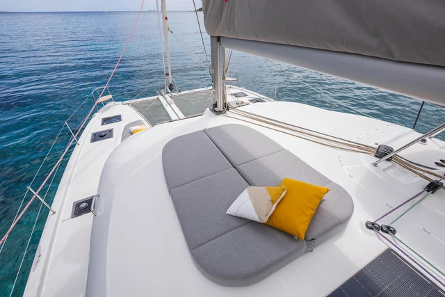 Alquiler Catamarán Lagoon con o sin  título de navegación