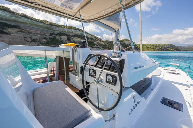 Catamarán para alquilar Ajaccio al mejor precio