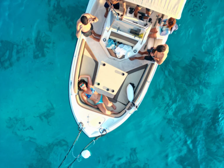 Alquiler Saint Paul's Bay - Nireus Nireus CL620 en SamBoat