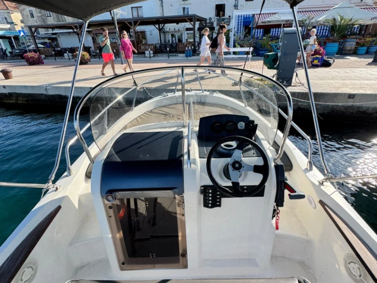 Fisher Fisher 20 de alquiler a Tkon