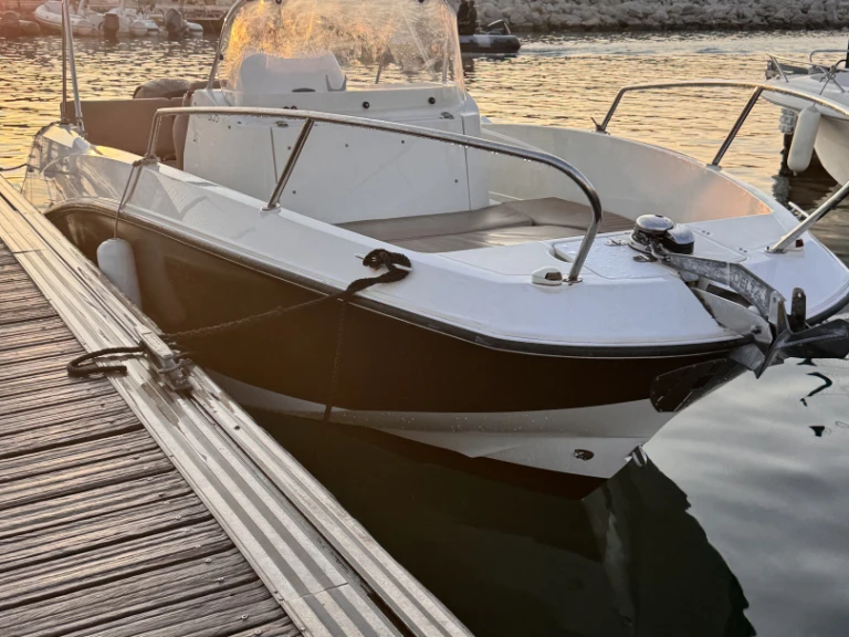 Quicksilver Openactiv de alquiler a Francia