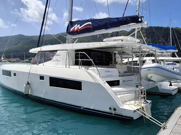Catamarán para alquilar Eden Island al mejor precio