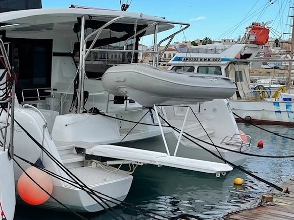 Alquiler Catamarán Lagoon con o sin  título de navegación
