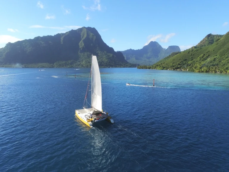 Alquiler Catamarán Outremer con o sin  título de navegación