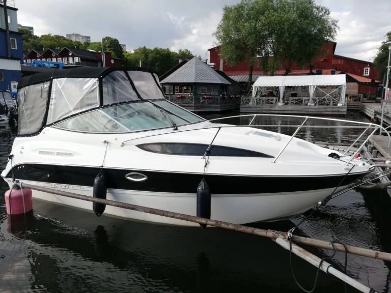 Alquiler Lancha Bayliner con o sin  título de navegación