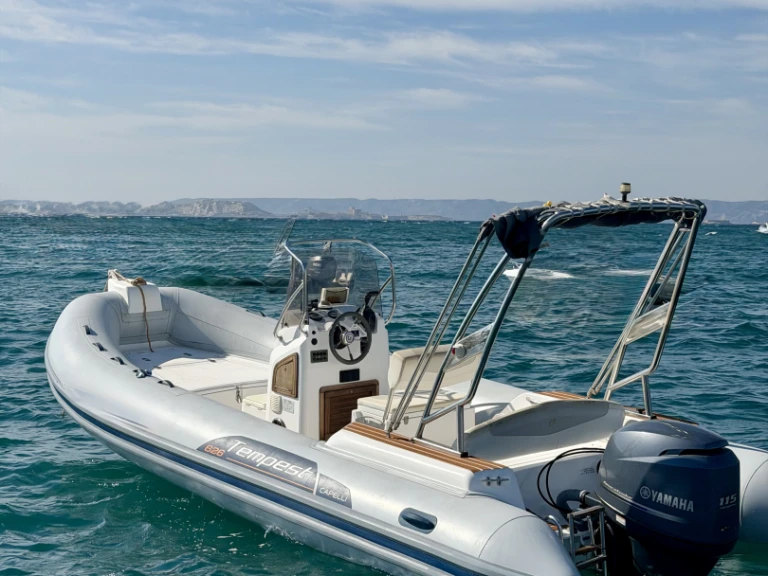 Alquiler de barcos Marsella barato de Tempest 626