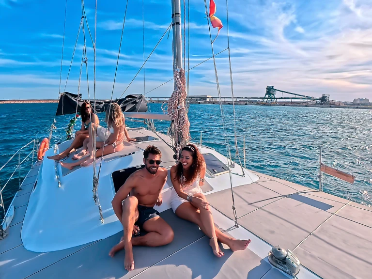 Catamarán para alquilar Santa Pola al mejor precio