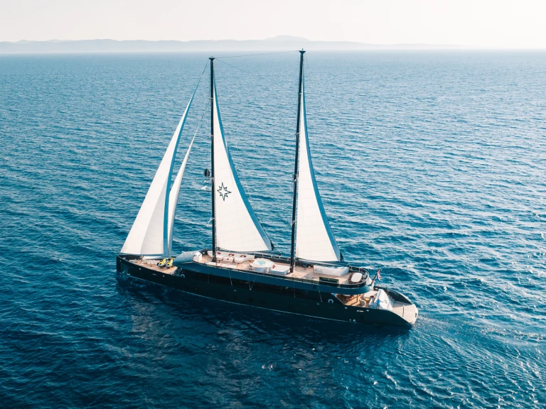  Luxury Sailing Yacht R de alquiler a Sukošan