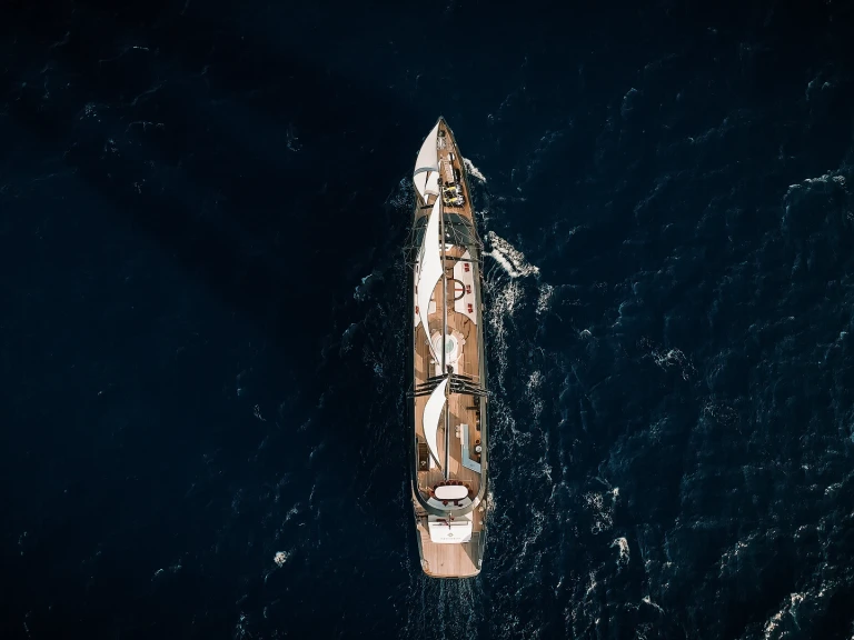 Alquiler de barcos Split barato de Luxury Sailing Yacht R